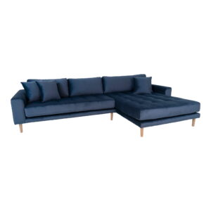Alternative view of Lido Loungesofa, højrevendt i mørkeblå velour med fire puder og natur træben, HN1005