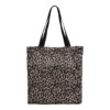 Ava Mulepose, leopard, 35x39 cm