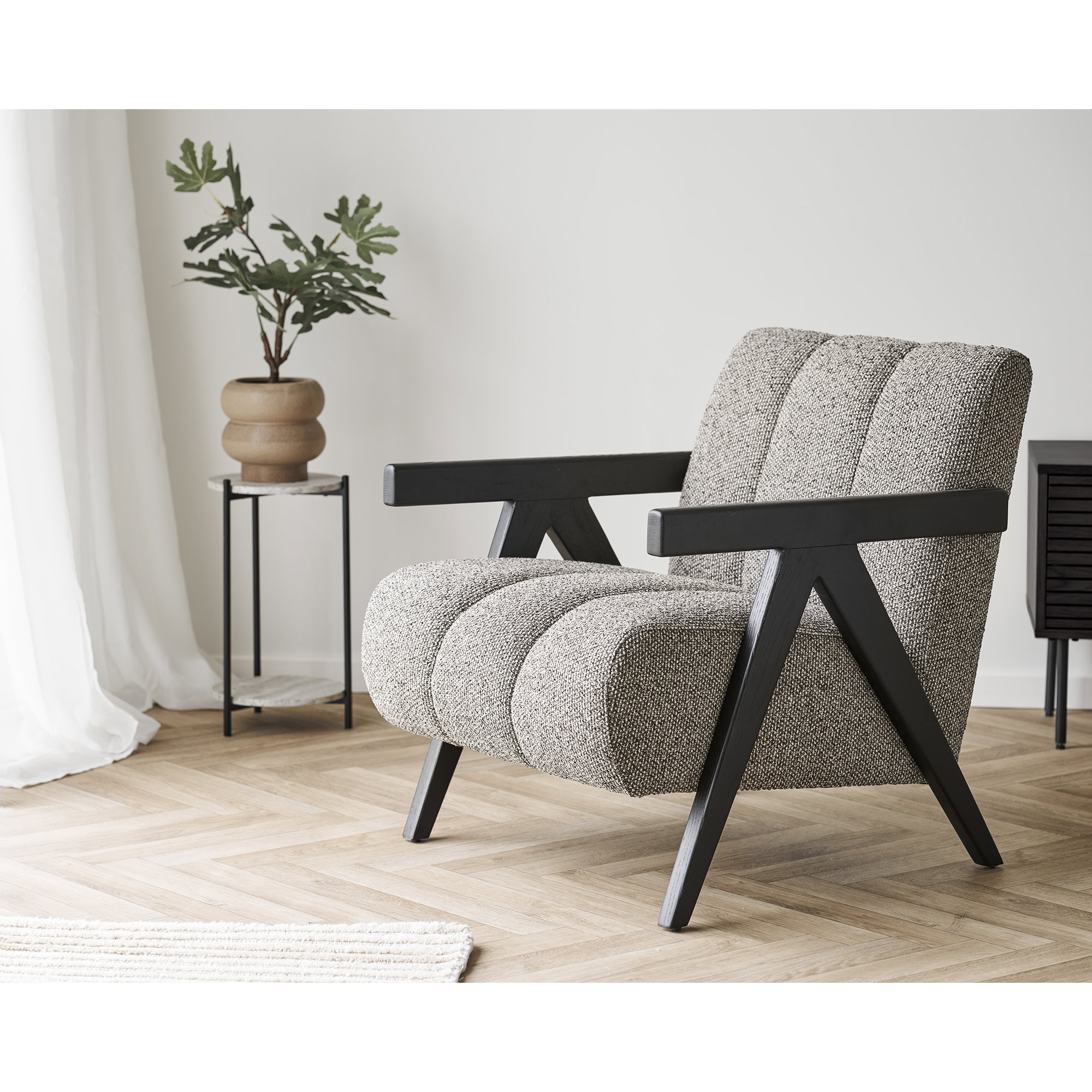 Leuven Hjørnebord, travertin look, sorte ben, ø27x46 cm - Billede 5