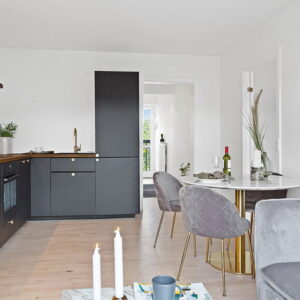 Bolzano Spisebord, marmor look bordplade, messing look base, ø110x75cm - Billede 8