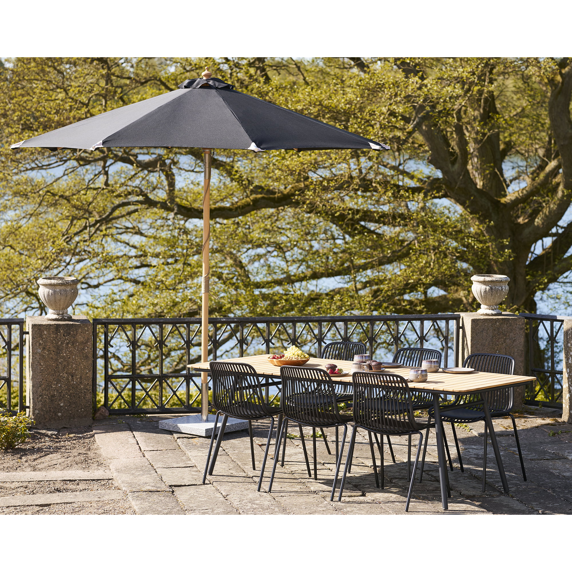 Austin Parasol med tilt, træstok, sort, ø300 cm - Billede 2