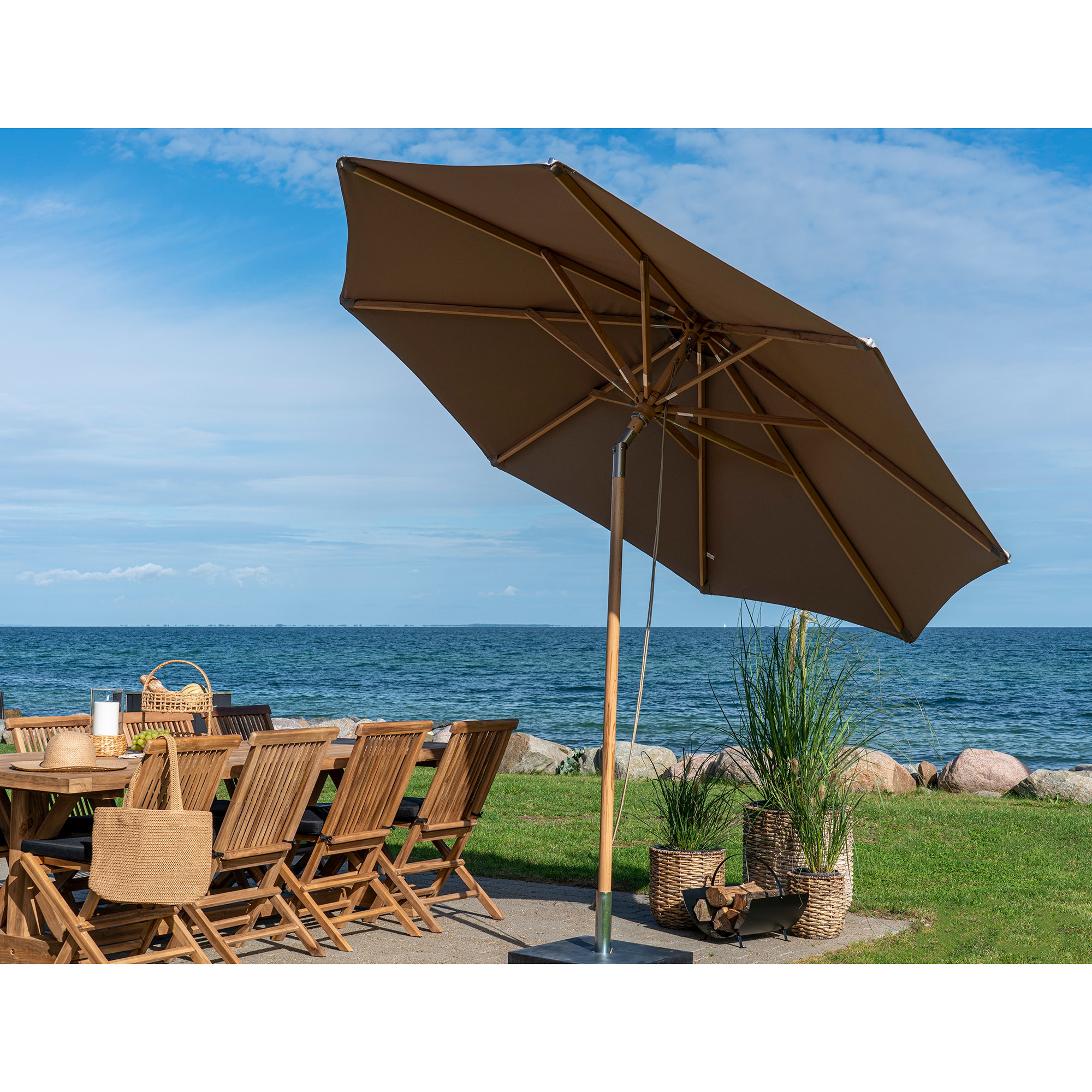 Austin Parasol med tilt, træstok, sand, ø300 cm - Billede 2
