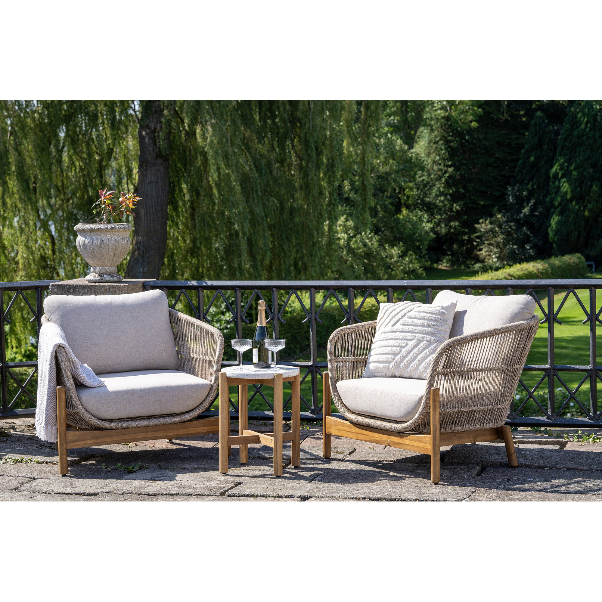 Havemøbelsæt, Terracina Sidebord og 2 Terracina Loungestole - Billede 4